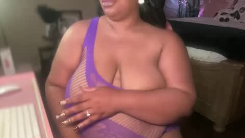 Snapshot of meetsouthernpeach chatting on September 28, 6:39 pm Southern Peach online show from September 28, 6:39 pm