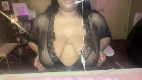 Snapshot of meetsouthernpeach chatting on March 4, 3:48 pm Southern Peach online show from March 4, 3:48 pm