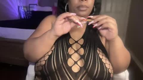 Snapshot of meetsouthernpeach chatting on February 26, 4:30 am Southern Peach online show from February 26, 4:30 am