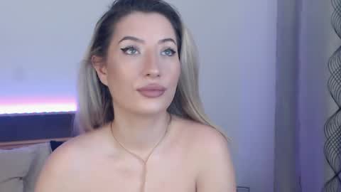 Snapshot of megan_blazee chatting on January 12, 8:47 pm Megan Blazee  online show from January 12, 8:47 pm