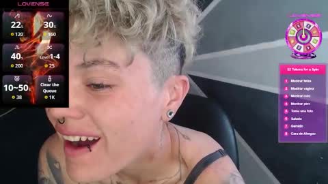 Megan and sophi online show from January 17, 1:31 pm