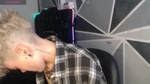 Megan and sophi online show from December 21, 8:48 pm