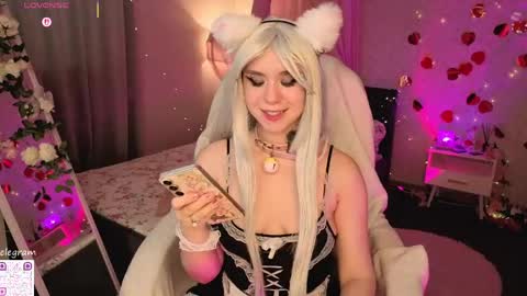 Megan Nelson online show from June 7, 11:26 am