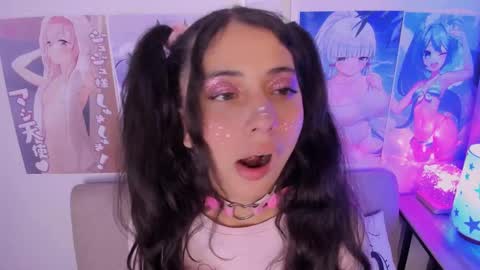 Megan  online show from February 19, 5:05 am