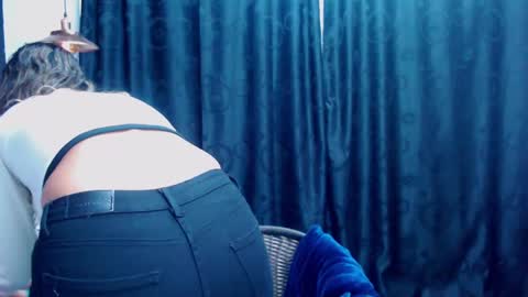 M E G A N   online show from February 17, 7:33 pm