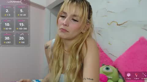 ---Megan--- online show from February 25, 7:39 pm