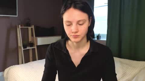 Michelle online show from October 27, 5:51 am