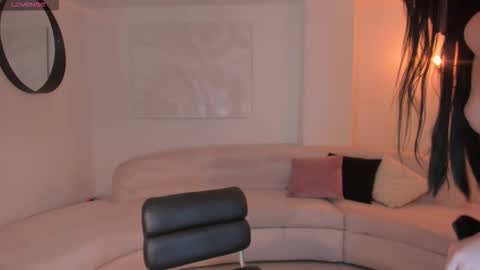 Megan Cross online show from November 4, 3:30 am