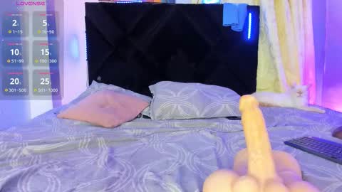 Kim  online show from November 20, 9:23 pm