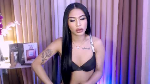 Snapshot of meganfoxx07 chatting on October 17, 6:06 am Megan online show from October 17, 6:06 am