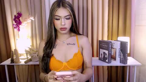 Snapshot of meganfoxx07 chatting on September 20, 7:55 am Megan online show from September 20, 7:55 am