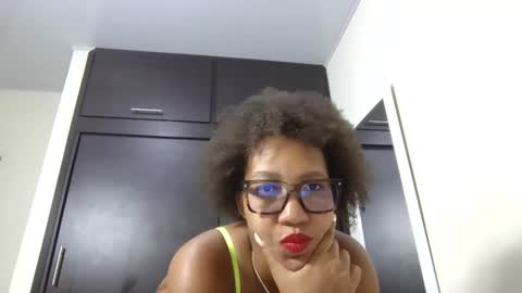 megan        online show from June 12, 2:54 am