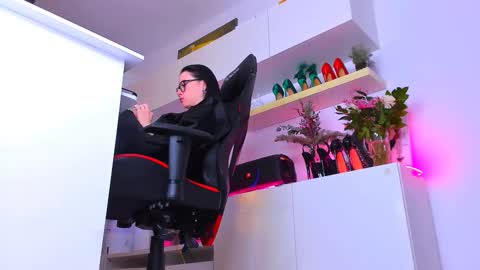 Megan online show from February 20, 9:06 pm