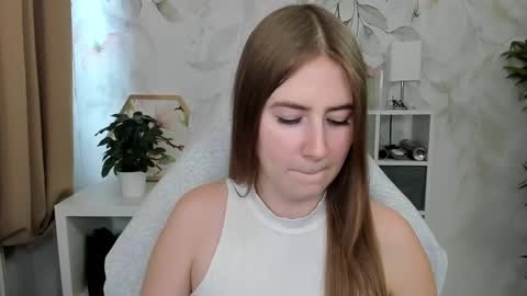 Megan online show from October 16, 12:49 pm