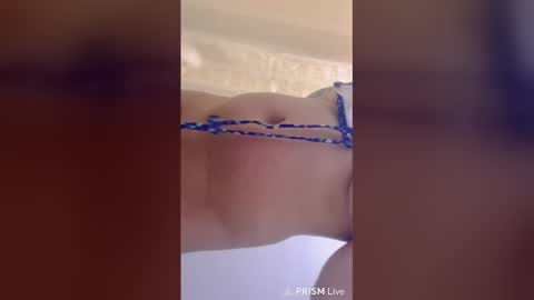 MegaTinyyy online show from May 2, 5:46 am