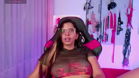 Snapshot of meggan_greey chatting on October 2, 3:11 pm Your best slave  online show from October 2, 3:11 pm