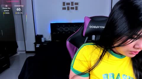 meghan_as online show from October 20, 2:55 pm