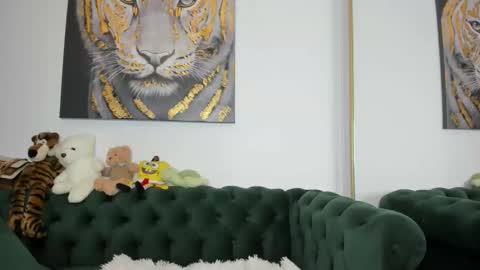 megpalmer online show from March 27, 9:38 pm