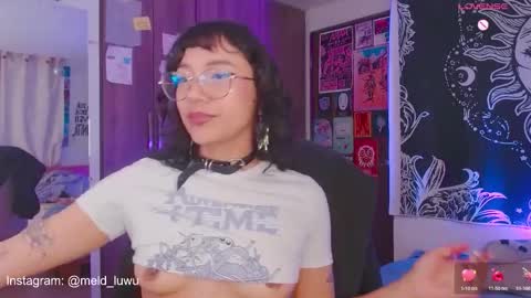 Melissa  -  -  Please help me to reach 100 thumbs up online show from November 12, 1:08 am