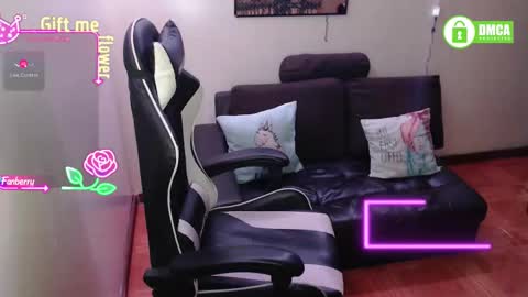 mel raise online show from February 9, 10:30 am