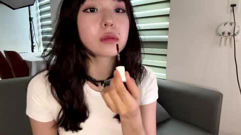 Melana online show from April 17, 8:50 am