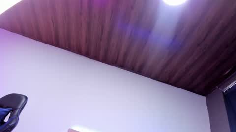 MELANI - online show from February 17, 5:55 pm