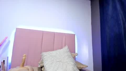 MELANI - online show from February 24, 5:53 pm