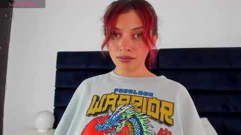 Melanie roux  online show from February 7, 12:52 pm