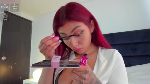 Melanie roux  online show from February 26, 12:30 pm