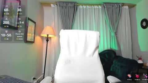 Melanie online show from October 2, 9:13 pm