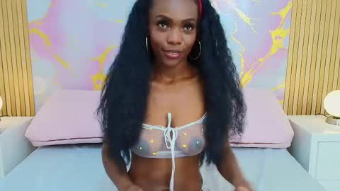 Melanie online show from October 23, 12:50 pm