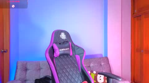 melanimorgan1 online show from July 18, 3:52 am