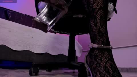 MelanyLuv online show from January 6, 11:31 pm