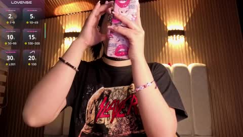 melanny_petite online show from April 1, 1:12 pm