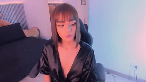 melany_hoffman online show from December 4, 9:14 pm