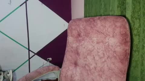 melany online show from July 6, 2:52 am