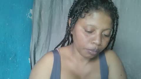 Snapshot of meld2599 chatting on October 3, 10:56 am meld2599 online show from October 3, 10:56 am