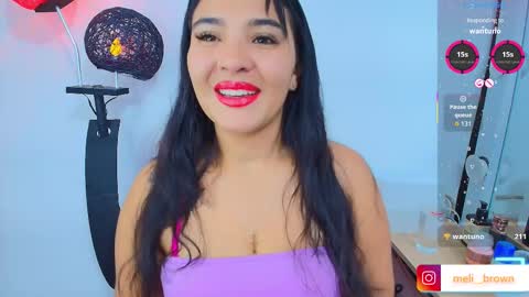    Independent model online show from February 26, 4:49 am