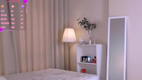 Melisa gerc online show from September 13, 8:17 am