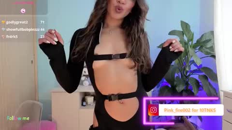 Melissa online show from November 11, 1:57 pm