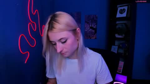 Melisa online show from June 30, 7:23 pm
