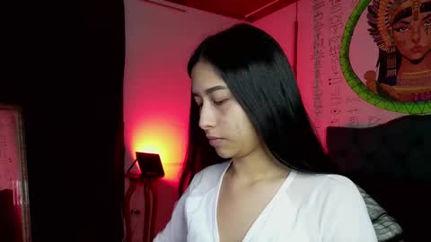 michell online show from January 15, 9:01 pm