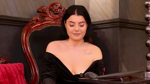 Melissa online show from March 30, 1:22 pm