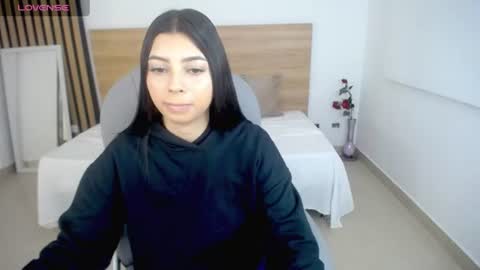 melissa_lenox online show from June 17, 12:21 pm
