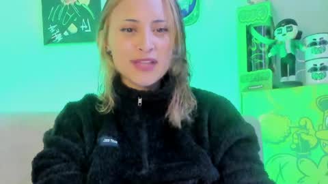 melissa_noir online show from May 6, 6:14 pm
