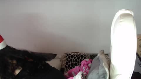 Lau   online show from December 27, 5:48 pm