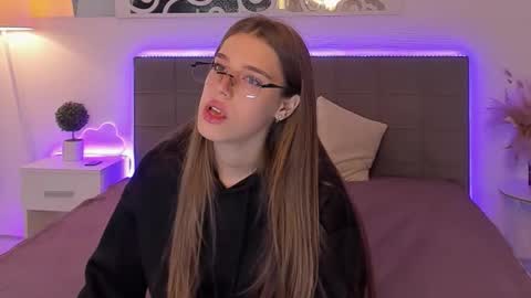 MelissaCrayzy online show from May 13, 6:12 am