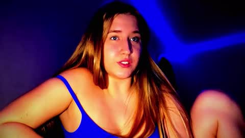 melissalii online show from November 19, 3:44 pm