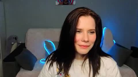 mellhyees online show from March 1, 6:23 pm