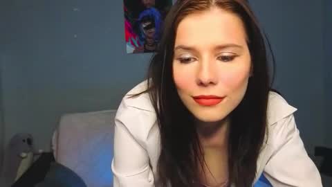 mellhyees online show from March 7, 5:57 pm